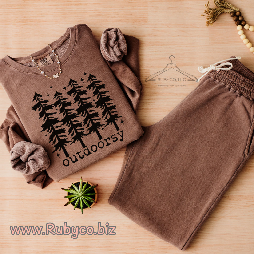 Outdoorsy - Comfort Colors 1466 Sweatshirt